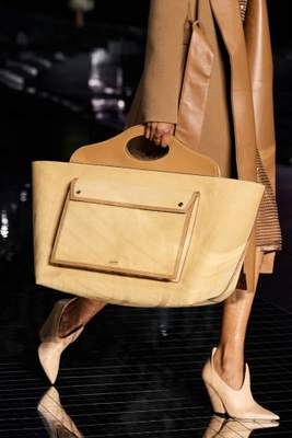 Les derniers sacs de la collection Automne 2020 de Riccardo Tisci pour Burberry