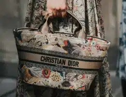 Les coulisses des sacs de la Croisière Dior 2023