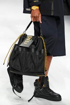 Collection sac homme Fendi Mens Fall 2020