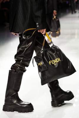 Collection sac homme Fendi Mens Fall 2020