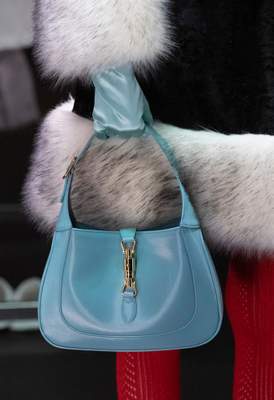 Selon Gucci, le Hobo est de retour pour l'automne 2020