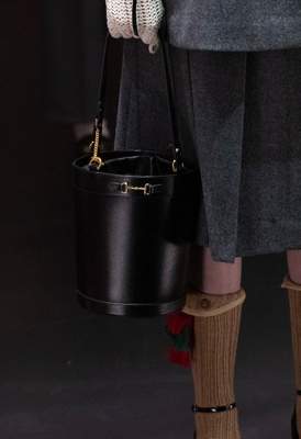 Selon Gucci, le Hobo est de retour pour l'automne 2020