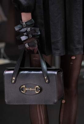 Selon Gucci, le Hobo est de retour pour l'automne 2020