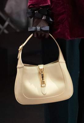 Selon Gucci, le Hobo est de retour pour l'automne 2020