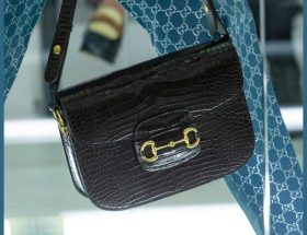 Gucci printemps été 2020 présente une nouvelle forme et beaucoup de Horsebit