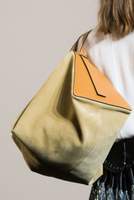 Gros plan sur les sacs de la collection Loewe pour l'automne 2019