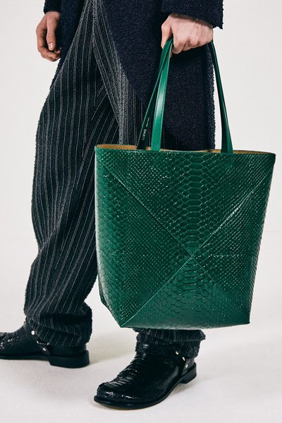 Loewe automne sac vert 2024 3