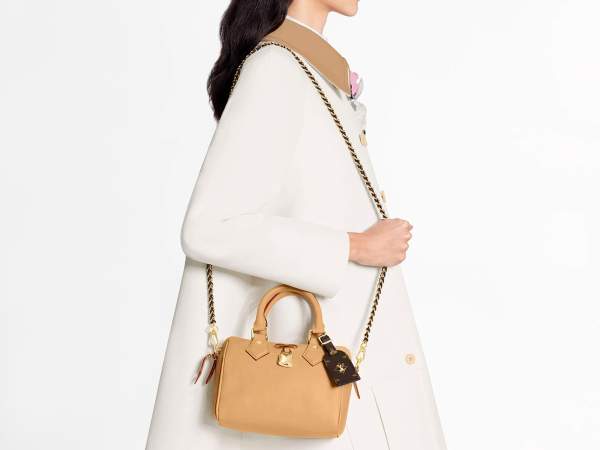 L'icône de Louis Vuitton, Speedy, fait peau neuve pour le printemps 2020