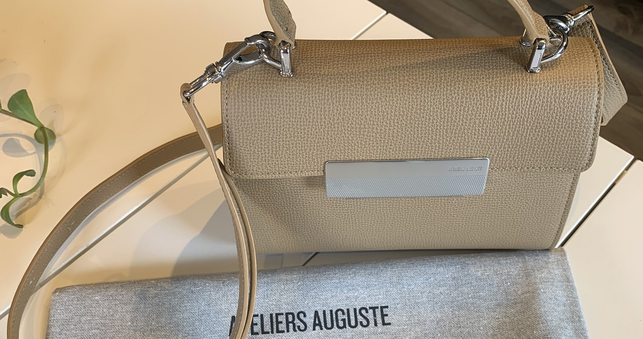 Unboxing du sac Mini Capucine d'Atelier Auguste head
