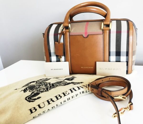 BURBERRY Sac à main et porte monnaie